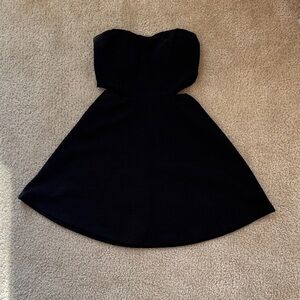 Forever 21 Elegant Black Strapless Dress